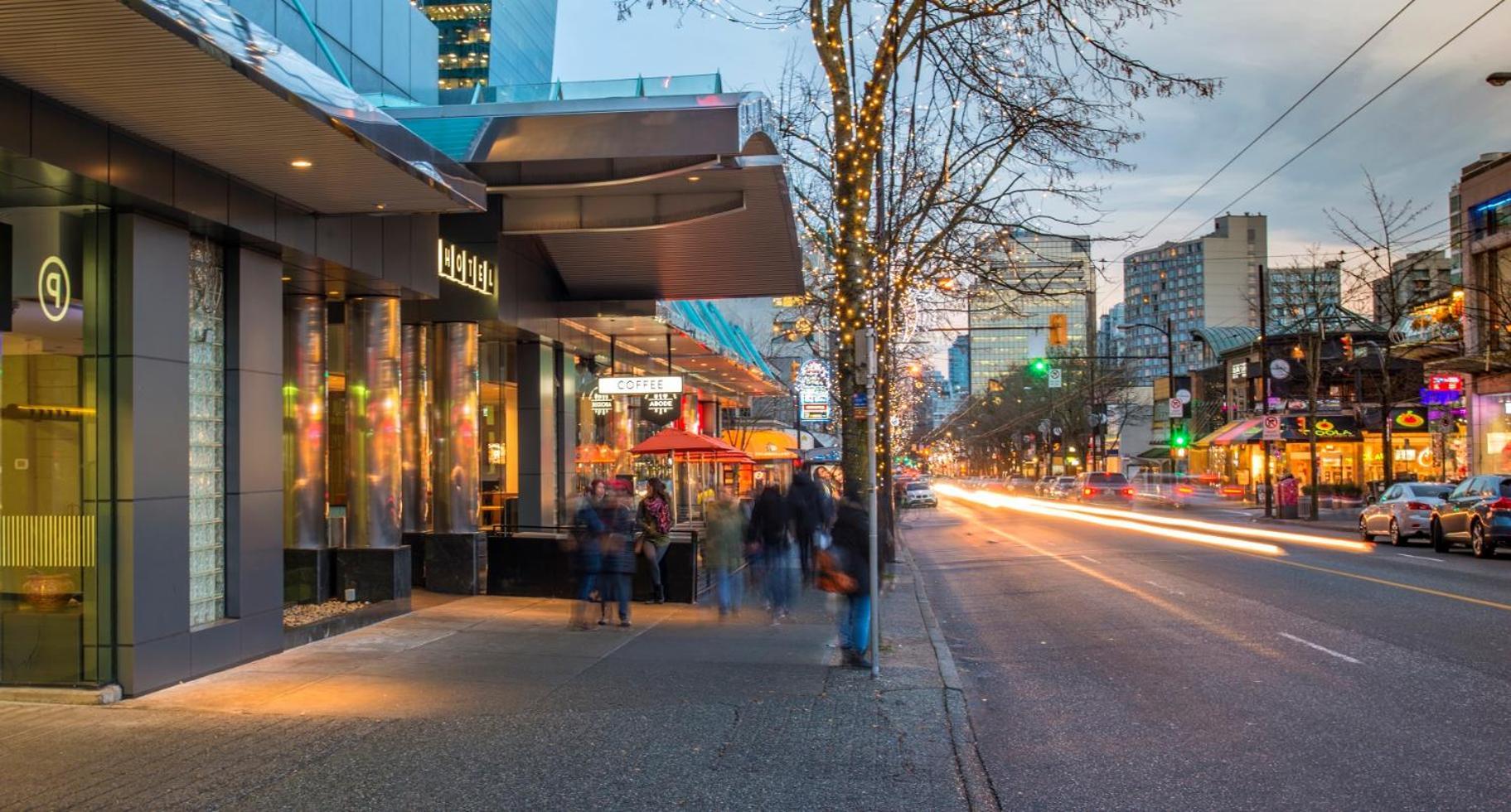 Blue Horizon Hotel Vancouver Exterior photo